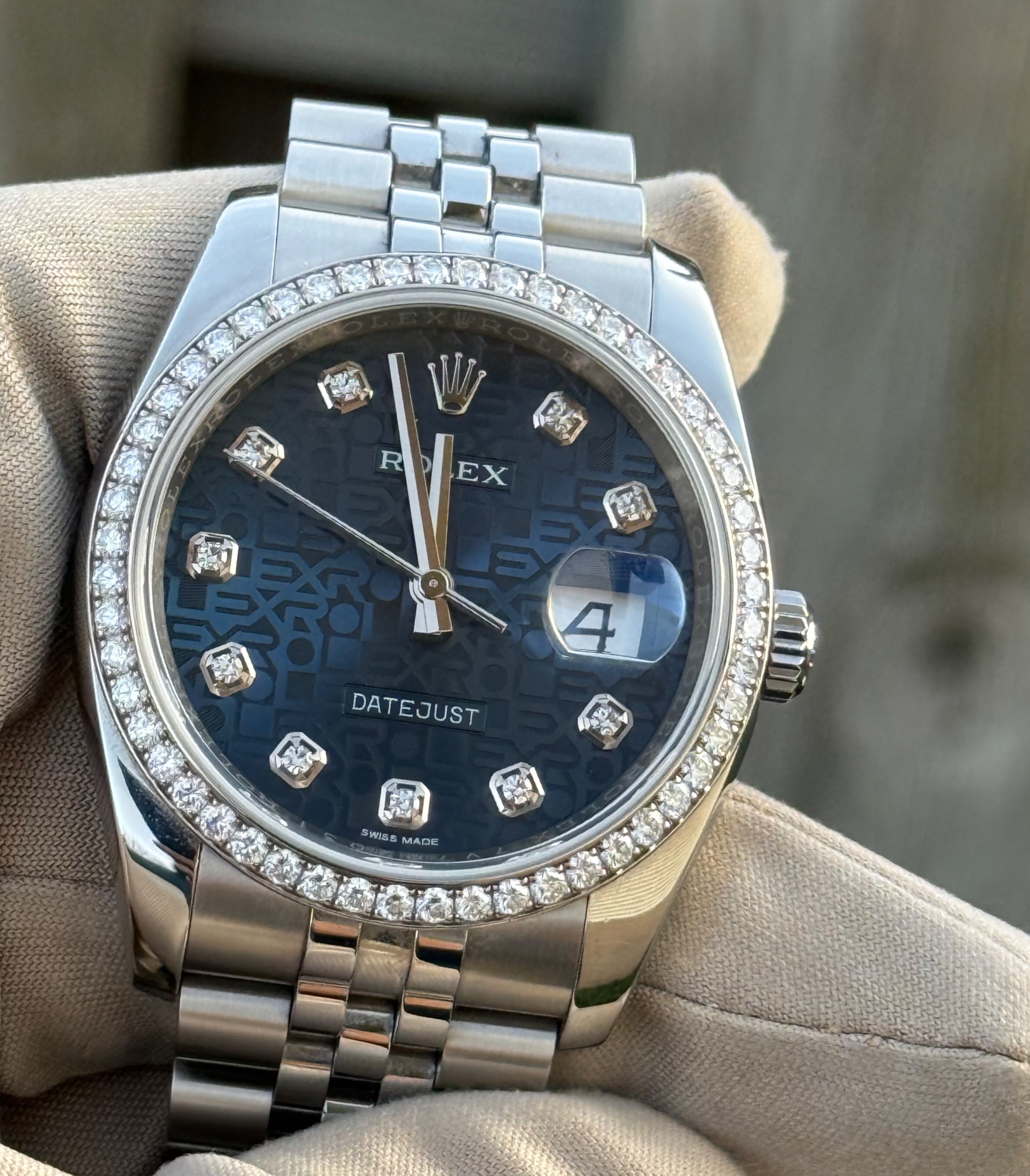 Sold *** Rolex Datejust factory diamonds 